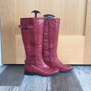 A fun red boot for Fall/Winter!